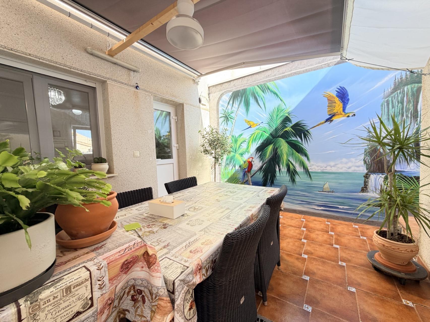 Dining area in terraced for sale in Rojales