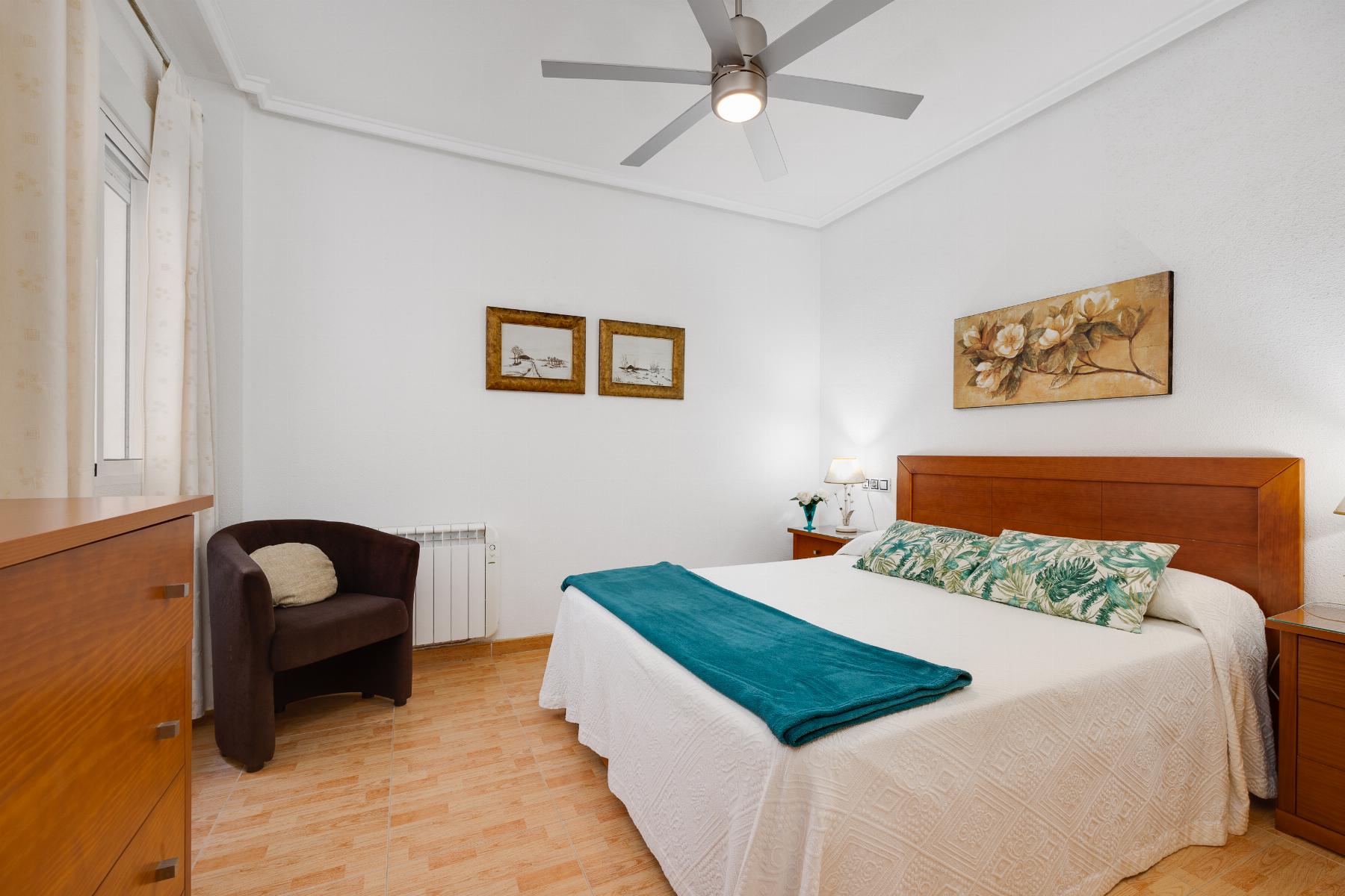 Bathroom in apartment for sale in Torrevieja