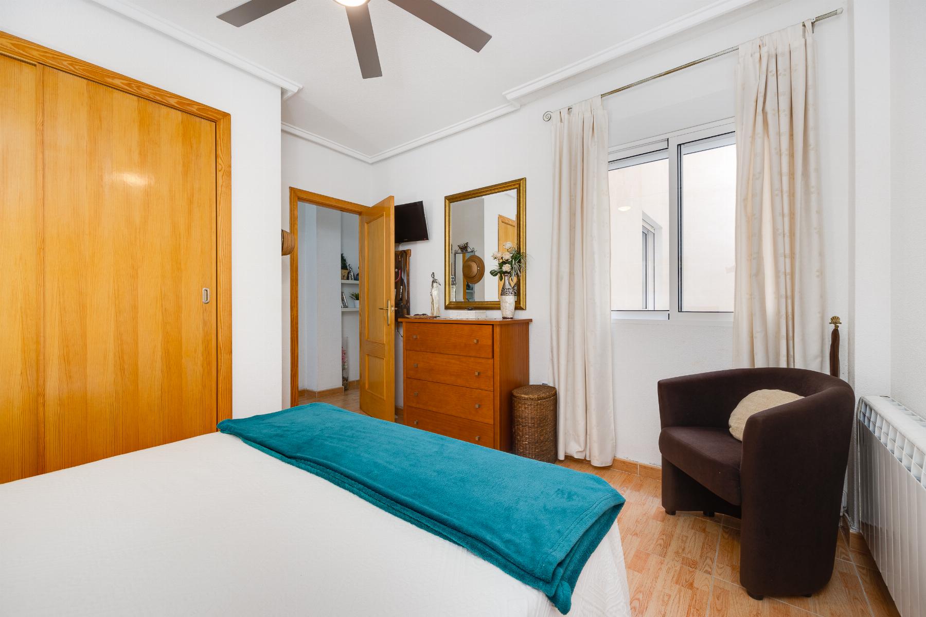 Terrace in apartment for sale in Torrevieja