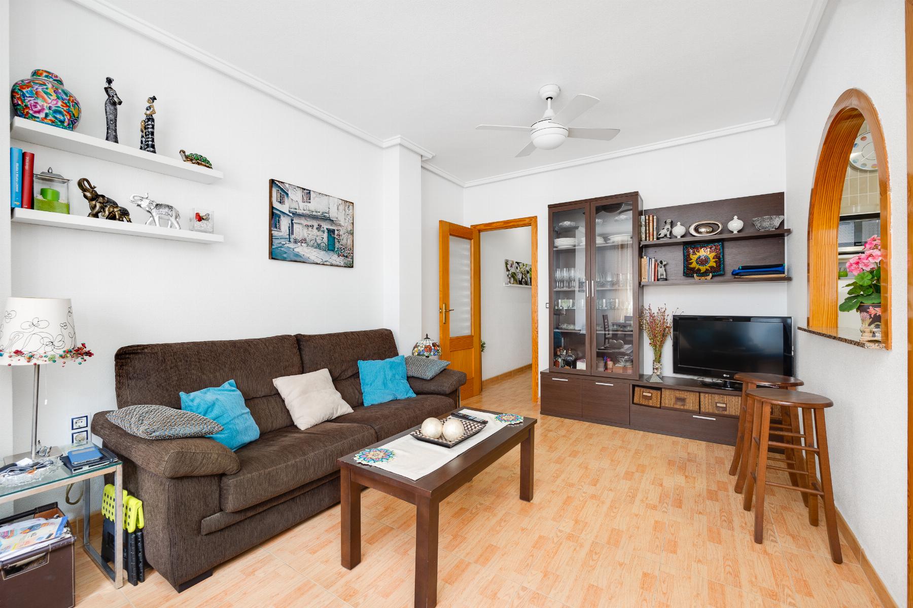 Living room in apartment for sale in Torrevieja
