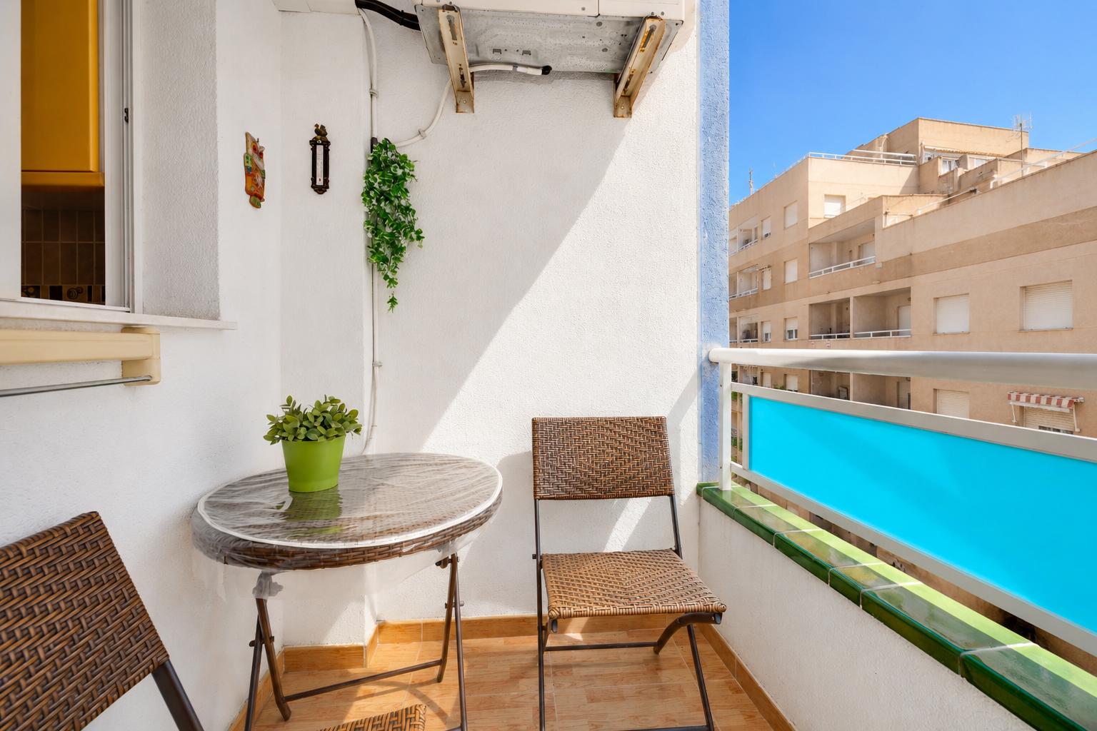 Master bedroom in apartment for sale in Torrevieja