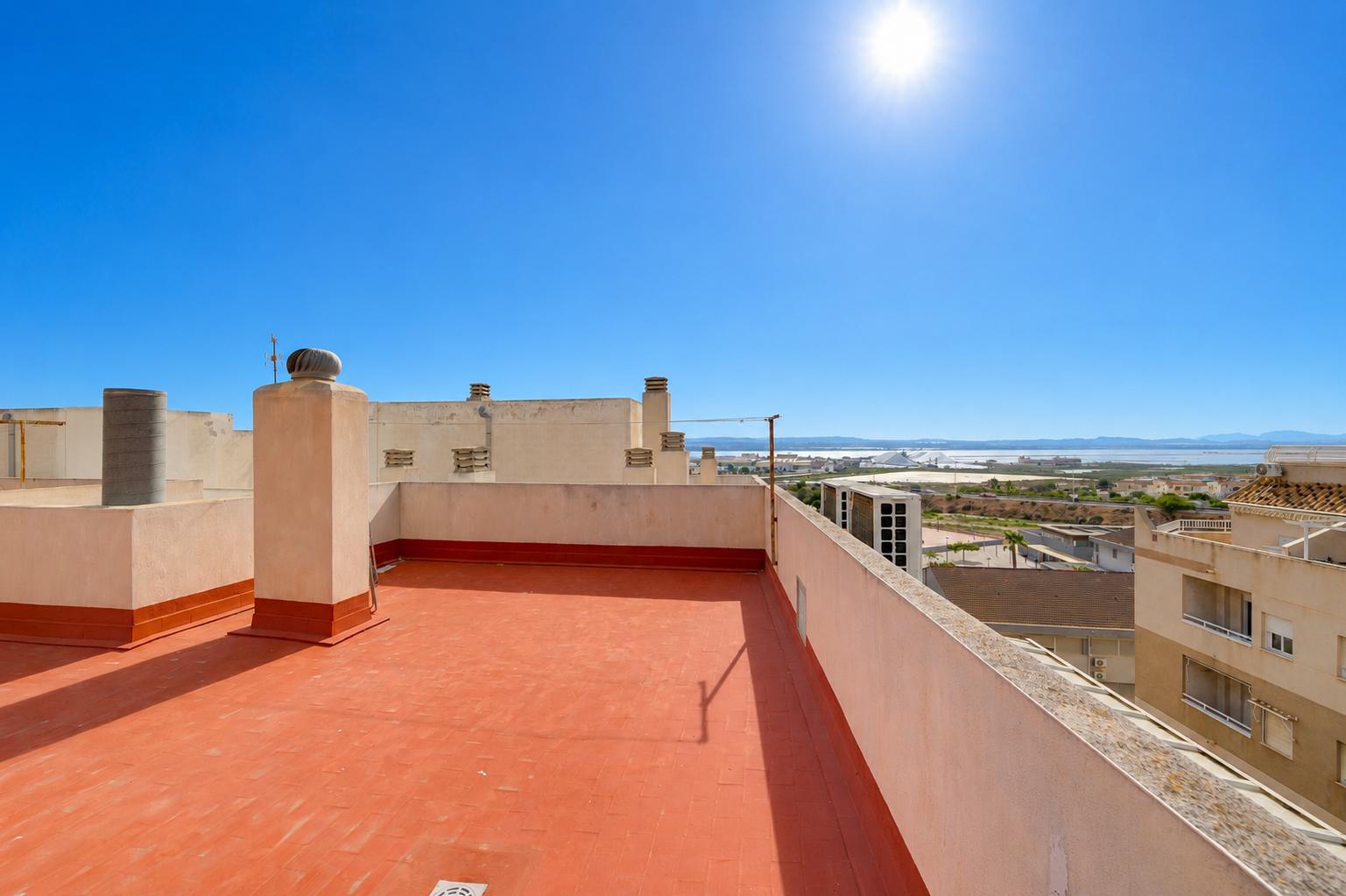 Terrace in apartment for sale in Torrevieja