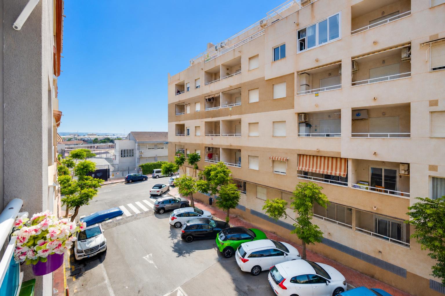 Dining area in apartment for sale in Torrevieja