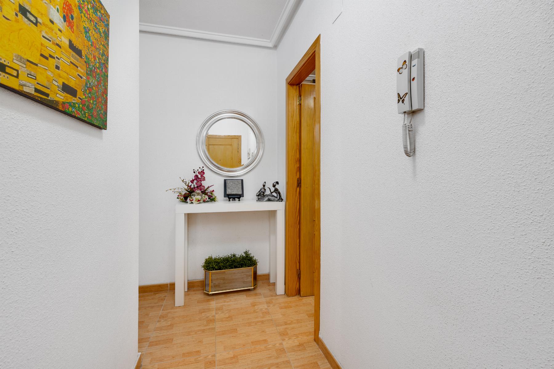 Terrace in apartment for sale in Torrevieja