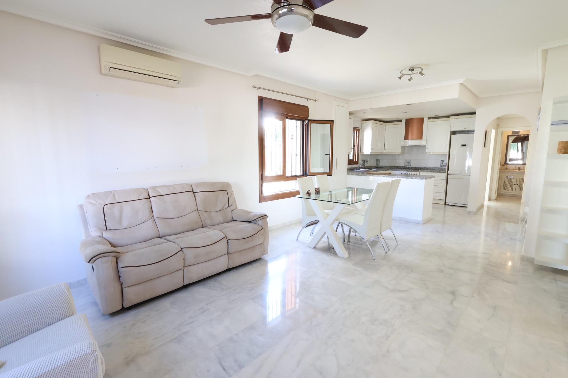 Dining area in apartment for sale in Orihuela Costa