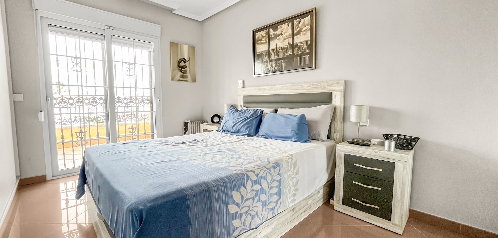Bathroom in villa for sale in Orihuela Costa