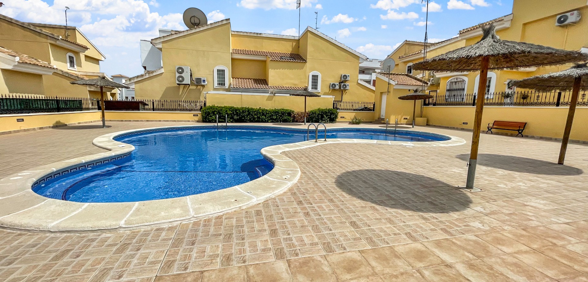 Kitchen in villa for sale in Orihuela Costa