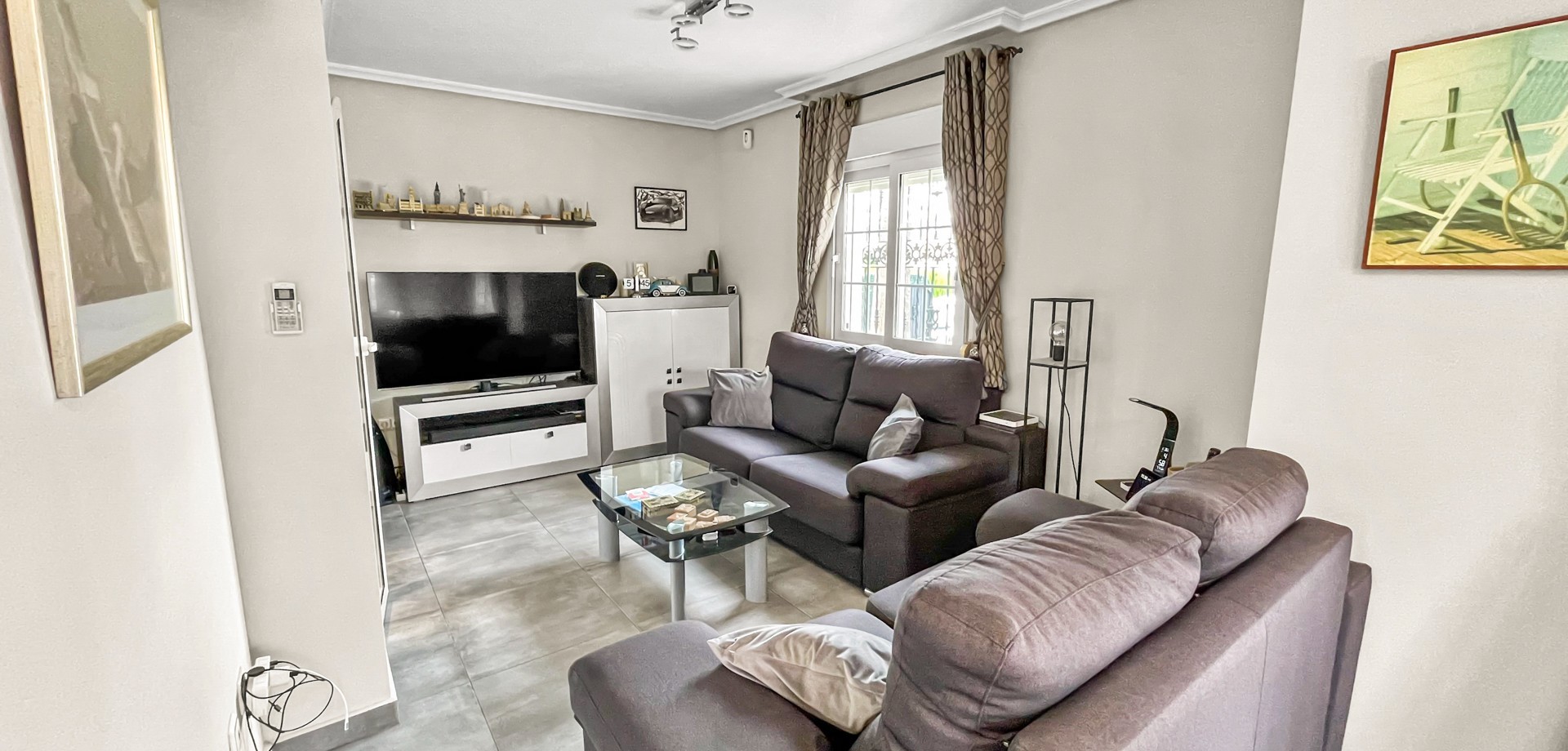 Garden in villa for sale in Orihuela Costa
