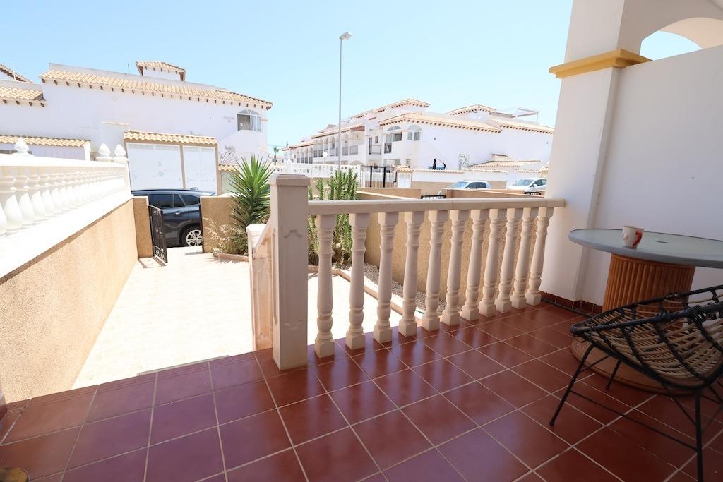 Dining area in duplex for sale in Orihuela Costa