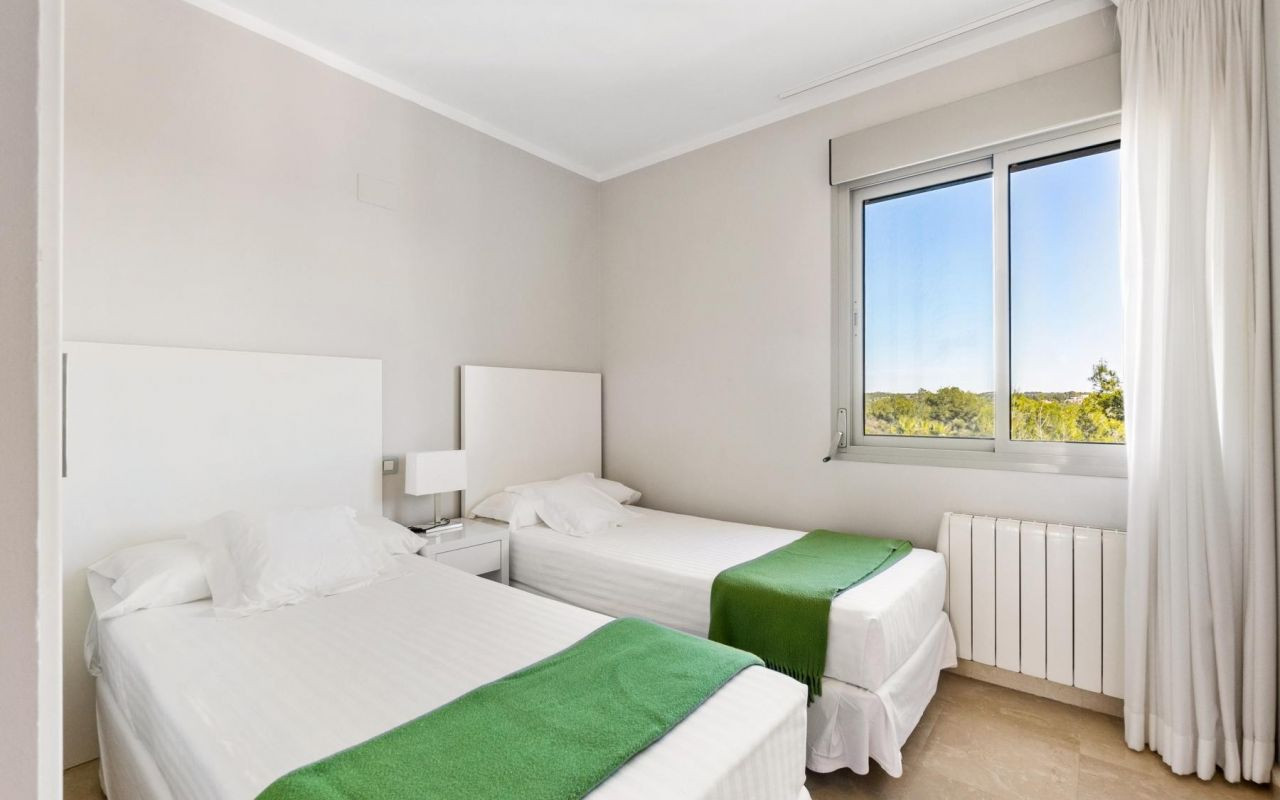 Garden in penthouse for sale in Orihuela Costa