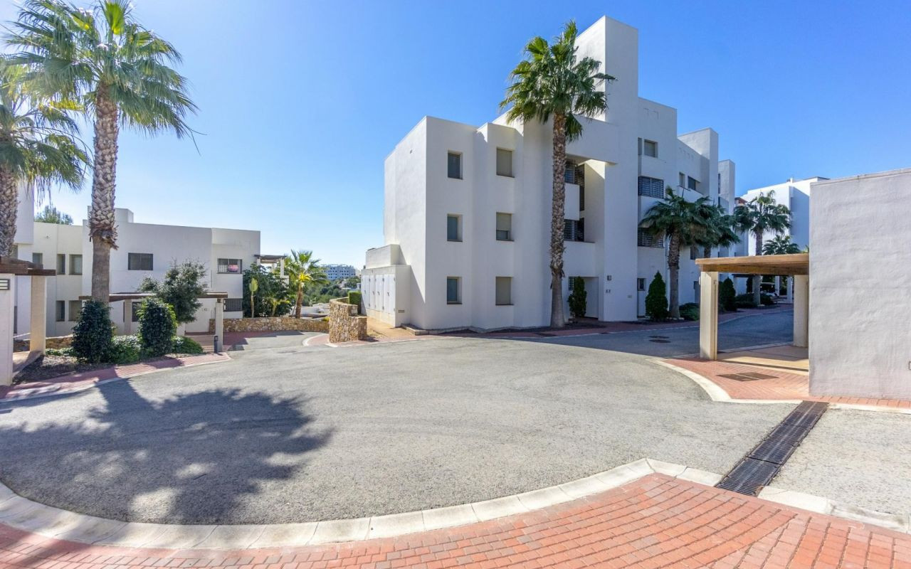 Kitchen in penthouse for sale in Orihuela Costa