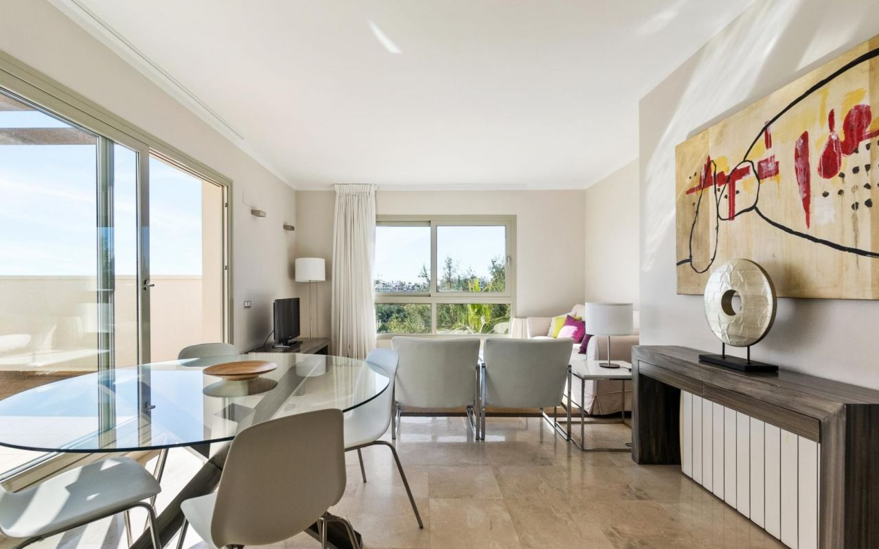Dining area in penthouse for sale in Orihuela Costa