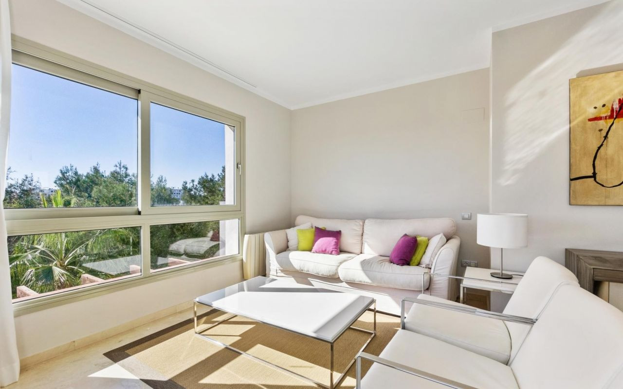 Bedroom in penthouse for sale in Orihuela Costa