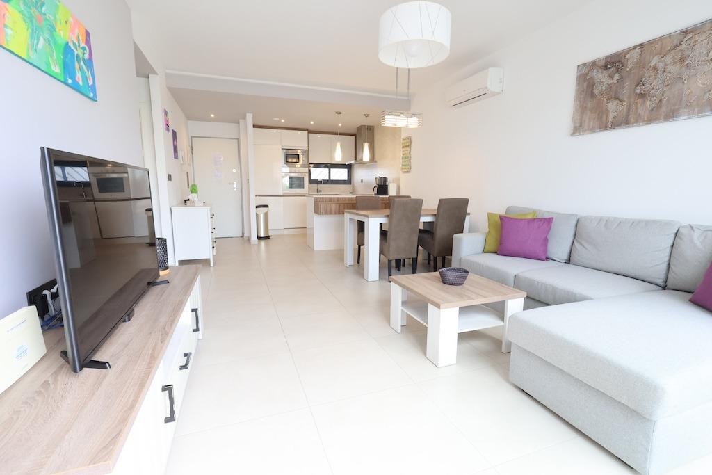 Pool area in bungalow for sale in Guardamar del Segura