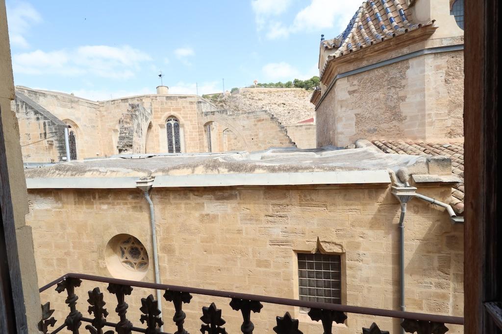 Terrace in villa for sale in Orihuela