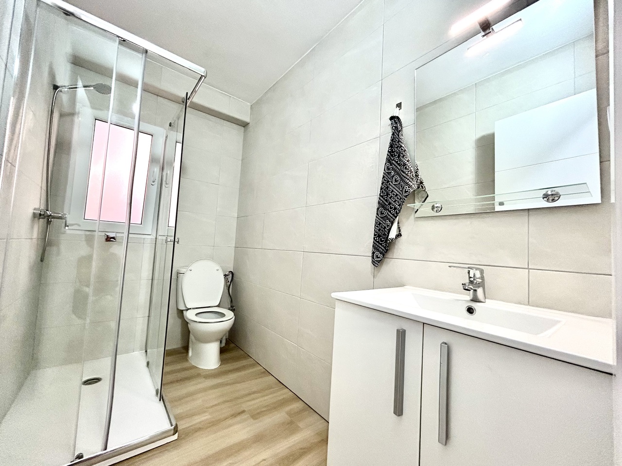 Bathroom in apartment for sale in Torrevieja