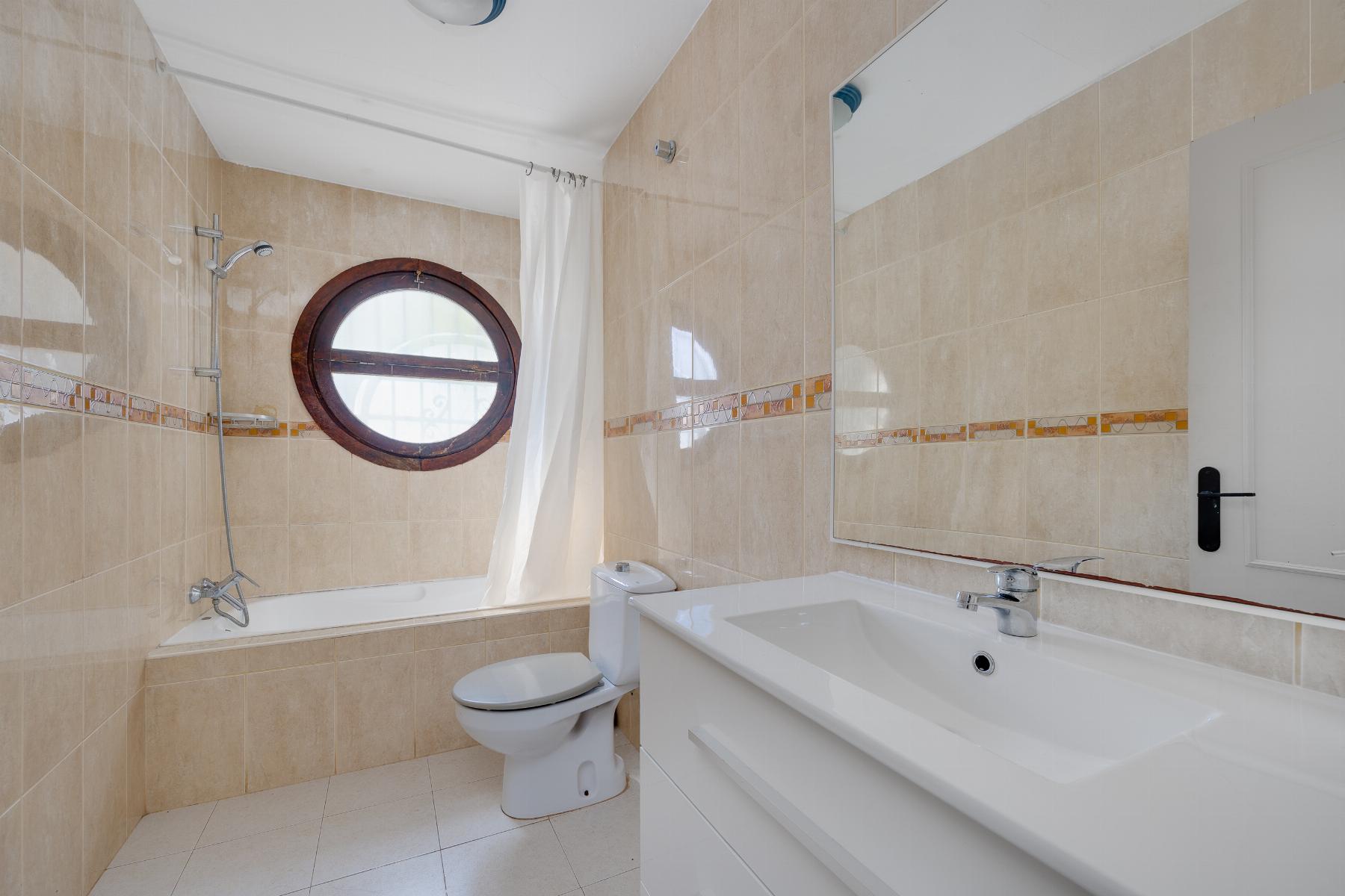 Dining area in bungalow for sale in Torrevieja