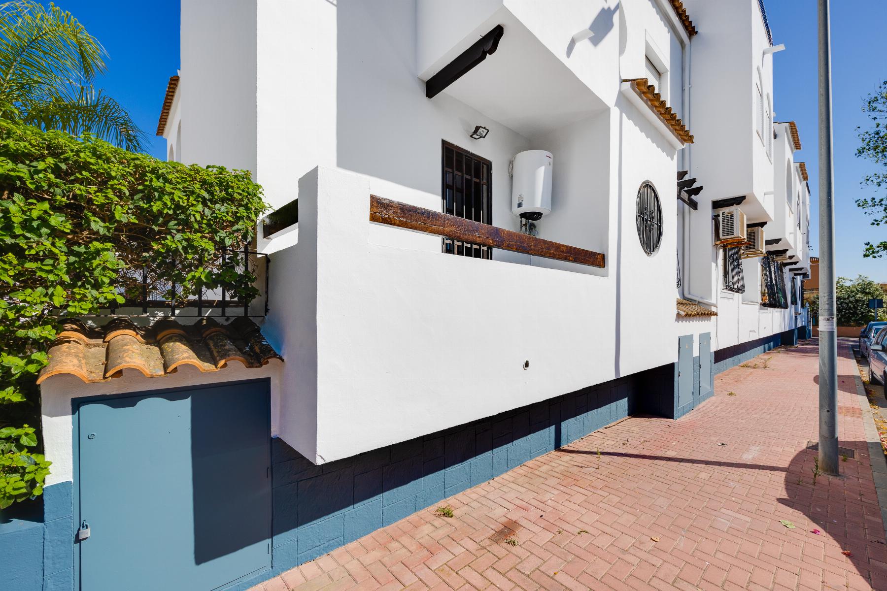 Bathroom in bungalow for sale in Torrevieja