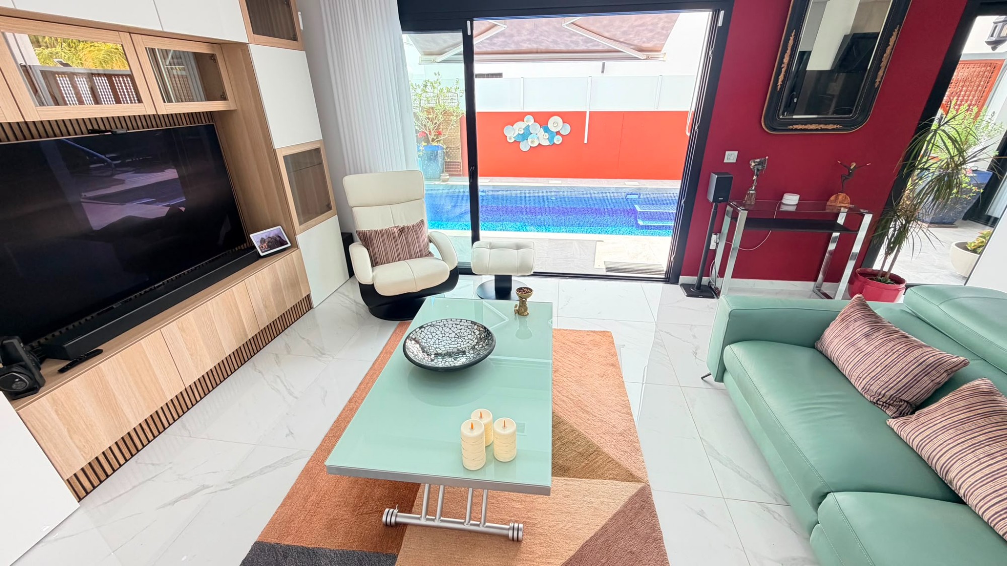 Dining area in villa for sale in Los Montesinos