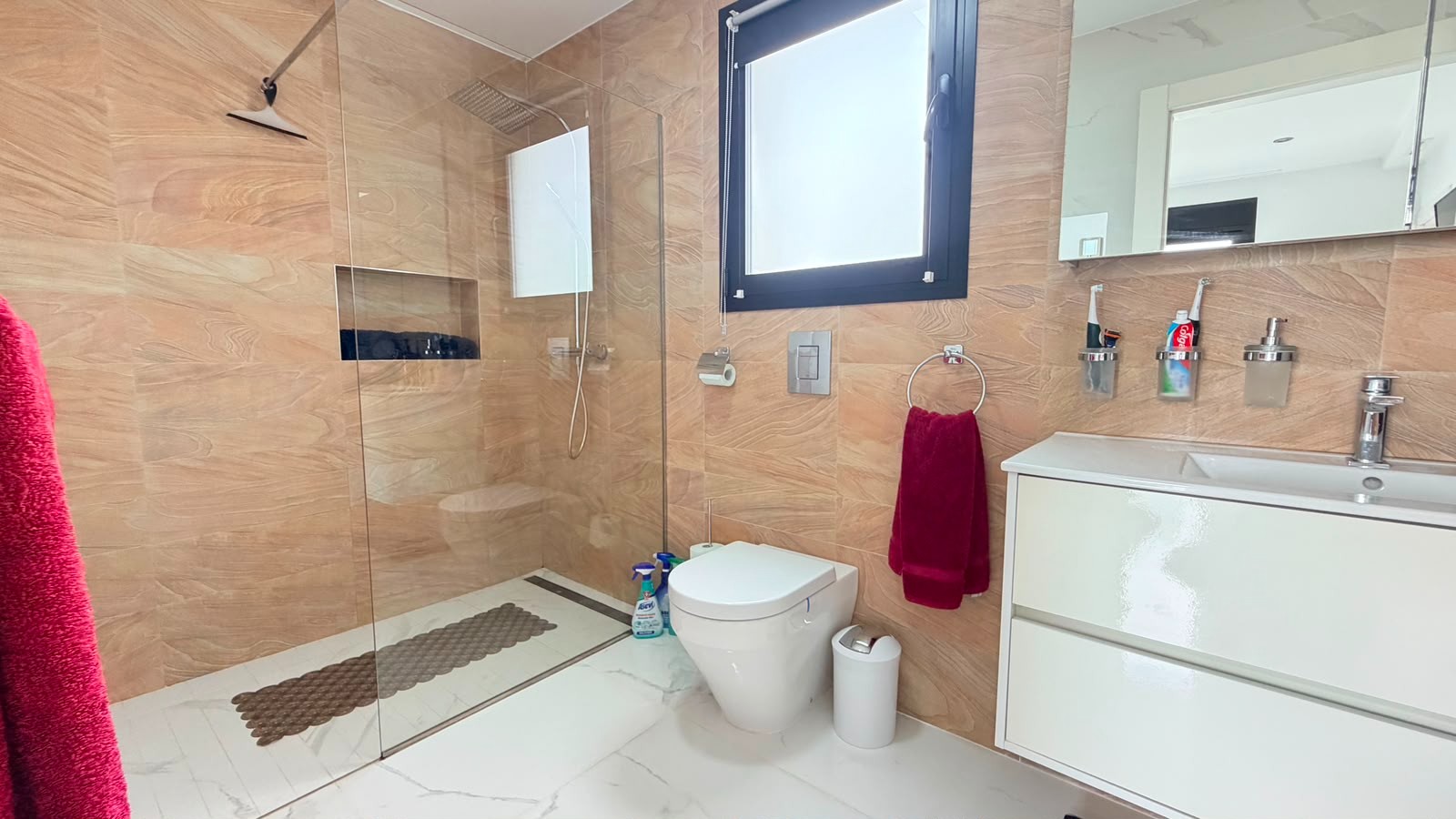 Living room in villa for sale in Los Montesinos
