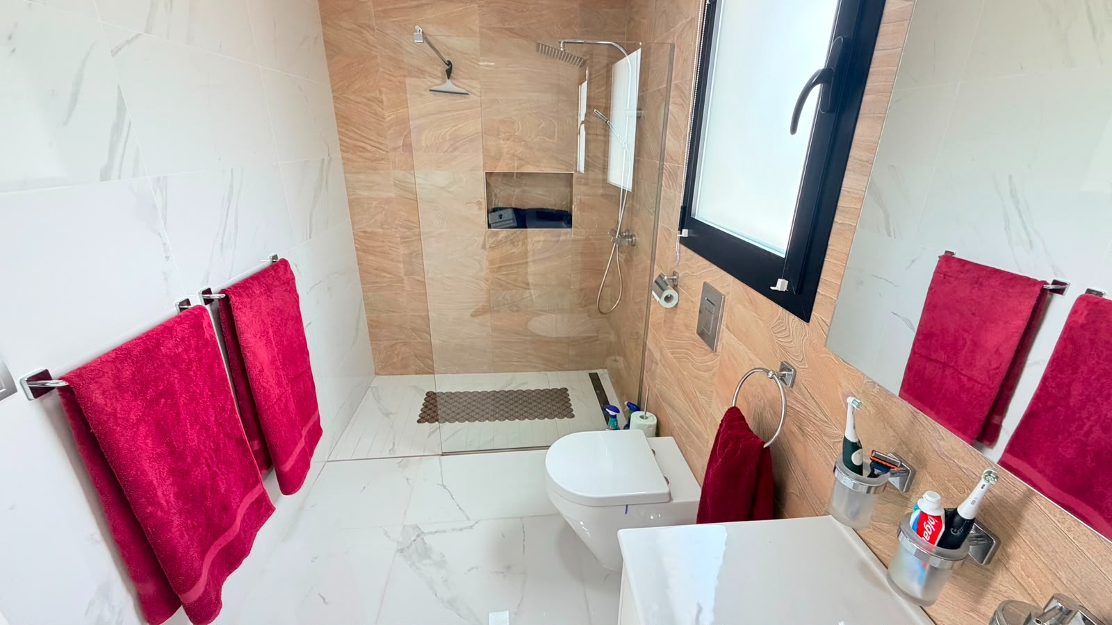 Kitchen in villa for sale in Los Montesinos