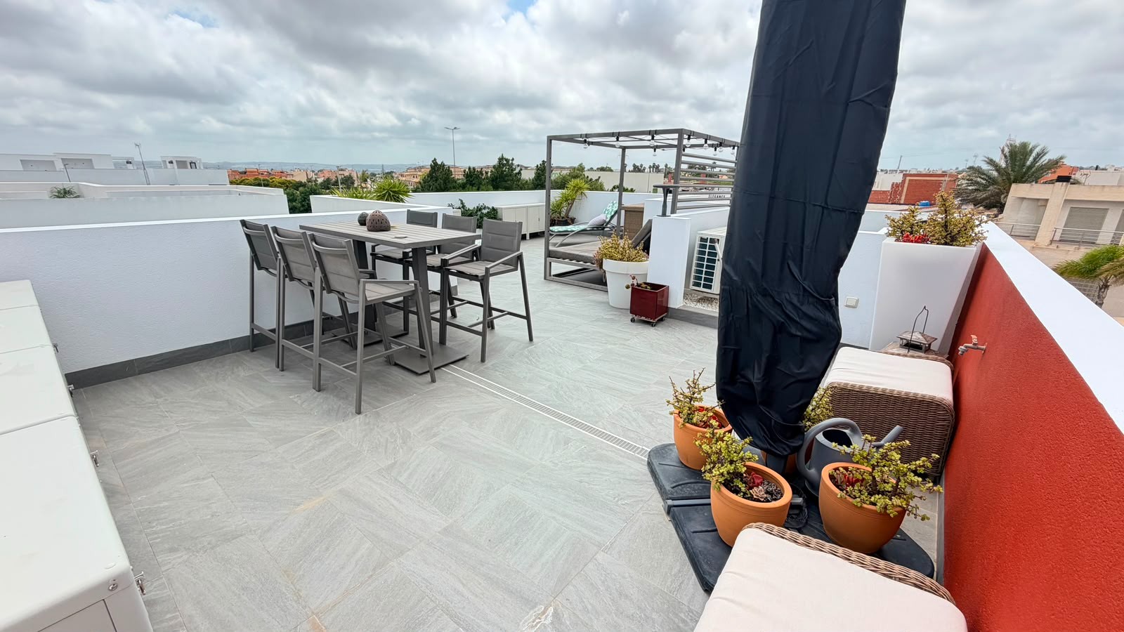 Dining area in villa for sale in Los Montesinos