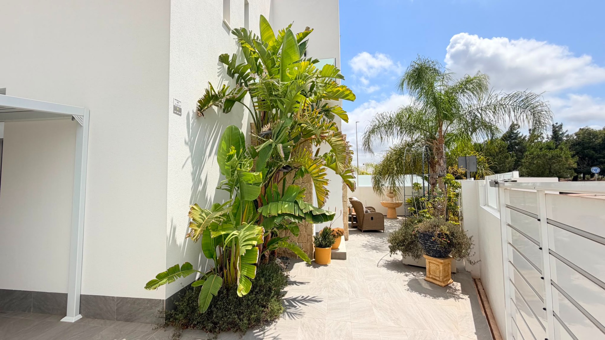 Bedroom in villa for sale in Los Montesinos