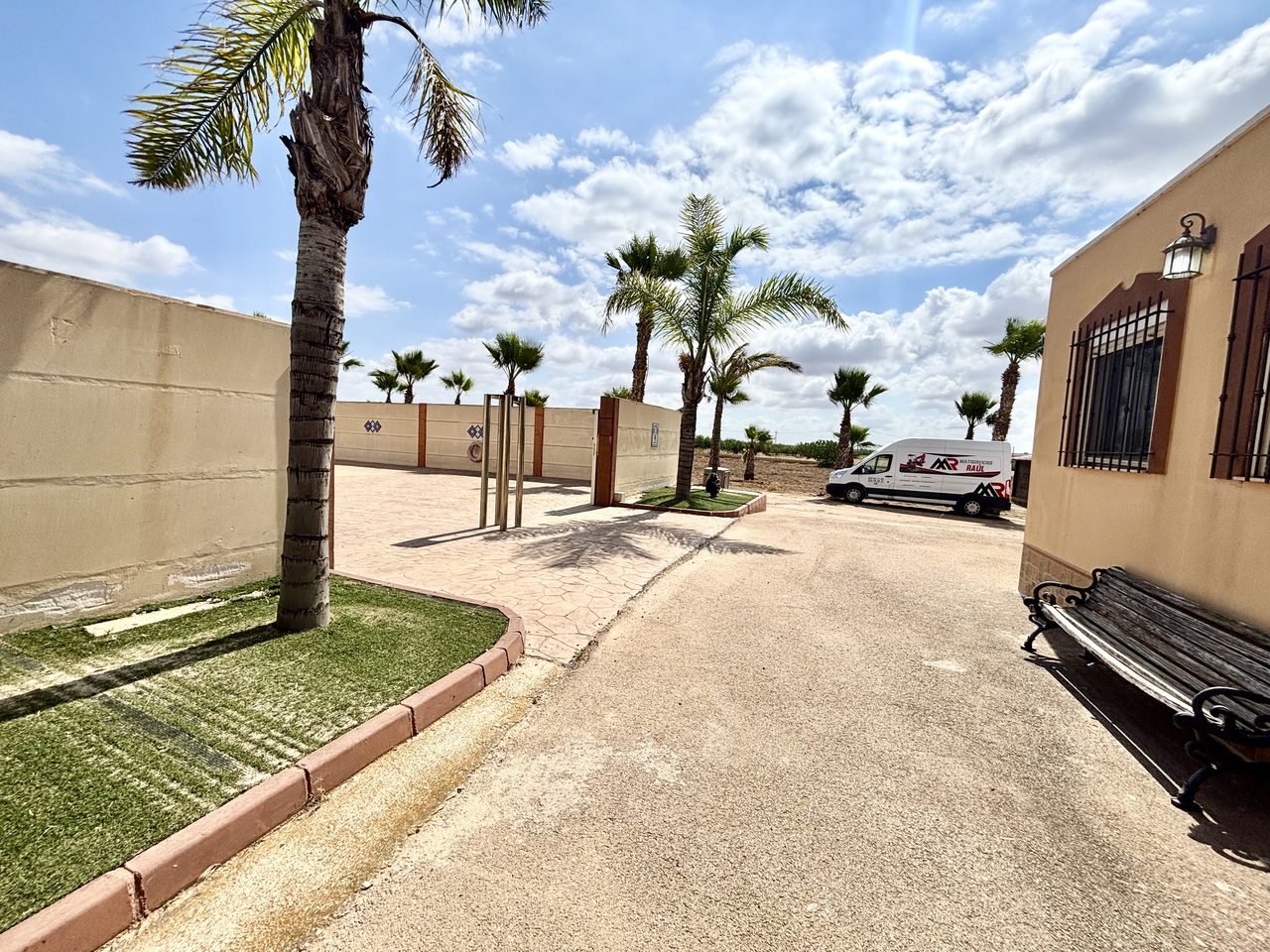 Living room in villa for sale in Fuente-Alamo de Murcia