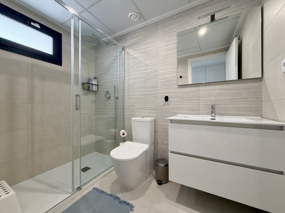 Garden in apartment for sale in Orihuela Costa
