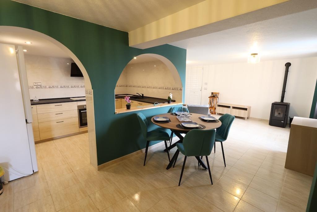 Garden in villa for sale in San Miguel de Salinas