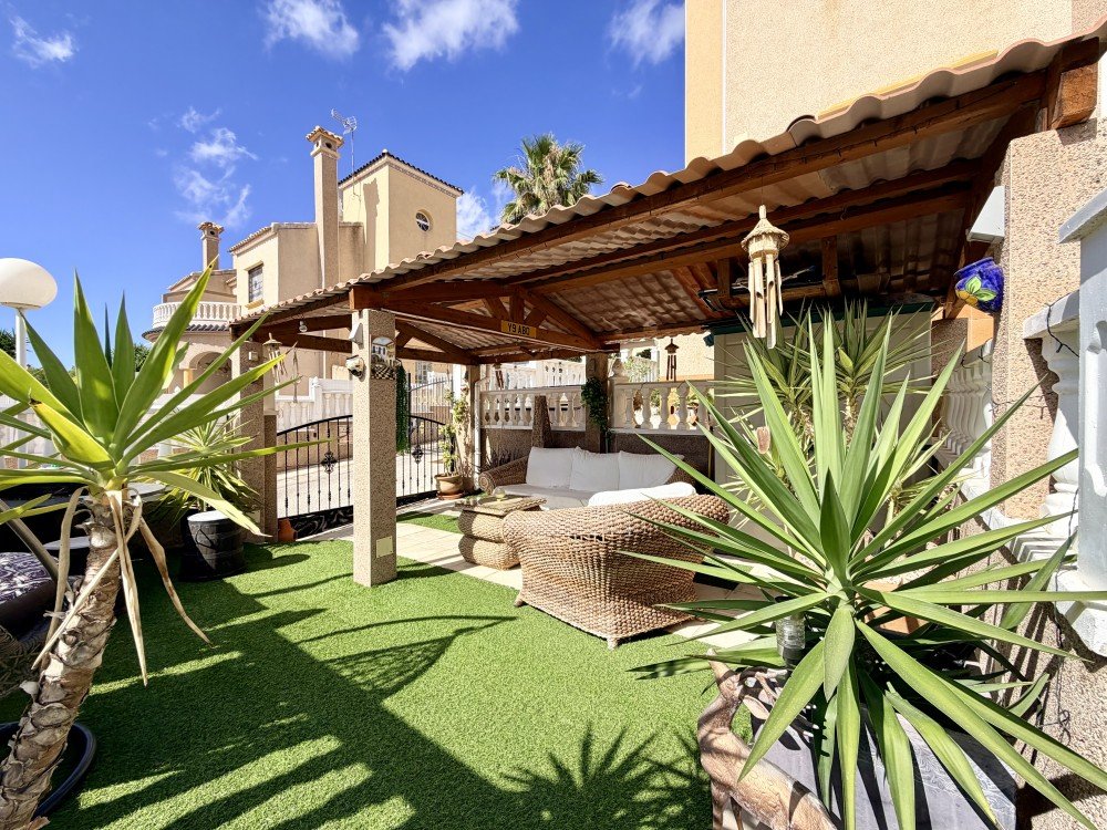 Master bedroom in terraced for sale in Orihuela Costa