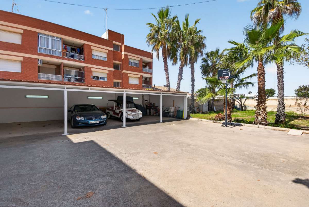 Master bedroom in villa for sale in Lo Pagan