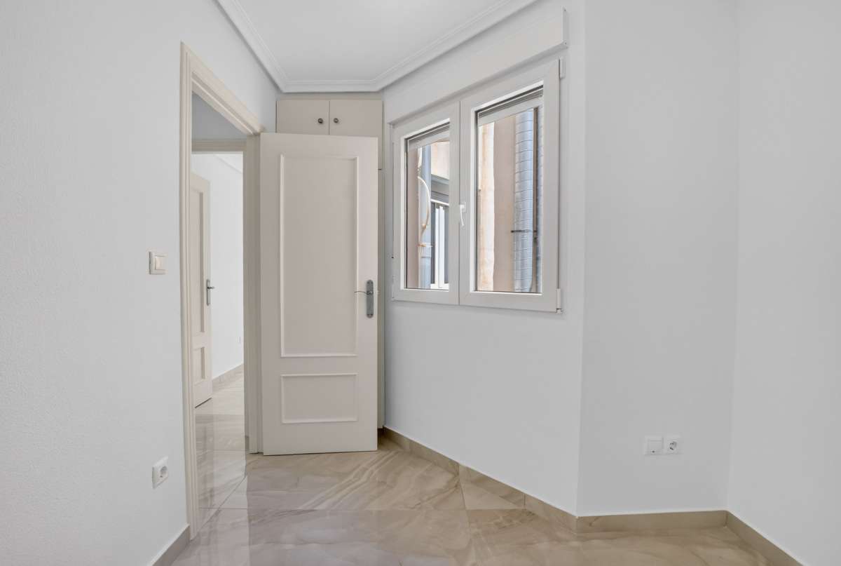 Living room in apartment for sale in Torrevieja