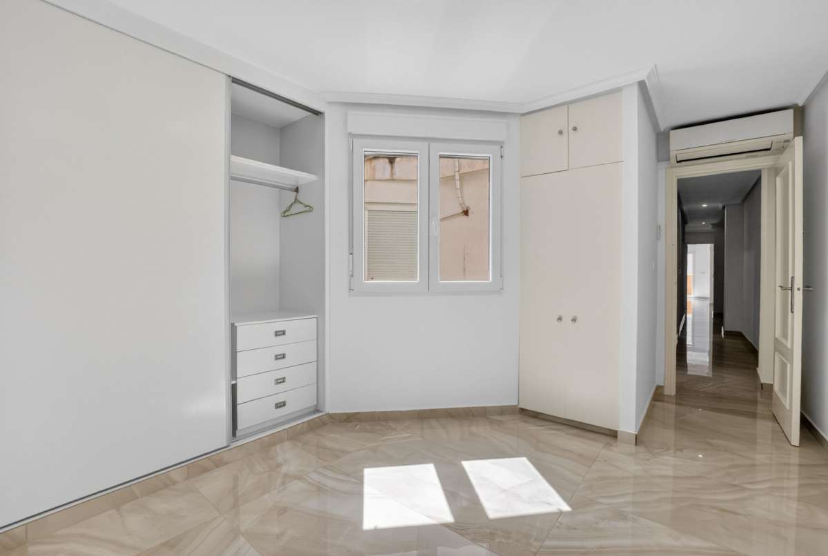 Kitchen in apartment for sale in Torrevieja