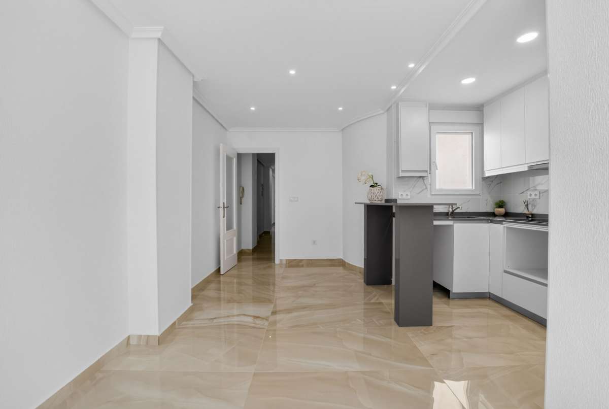 Pool area in apartment for sale in Torrevieja
