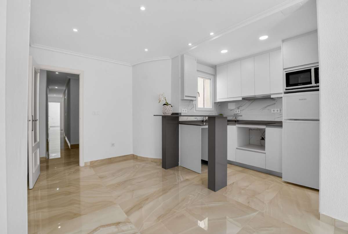 Garden in apartment for sale in Torrevieja