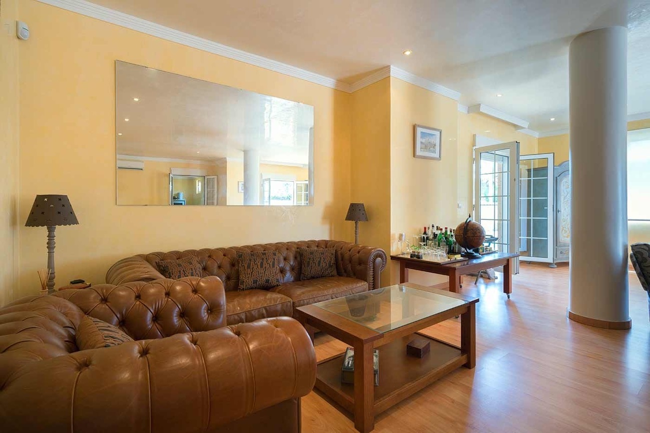 Kitchen in villa for sale in Orihuela Costa