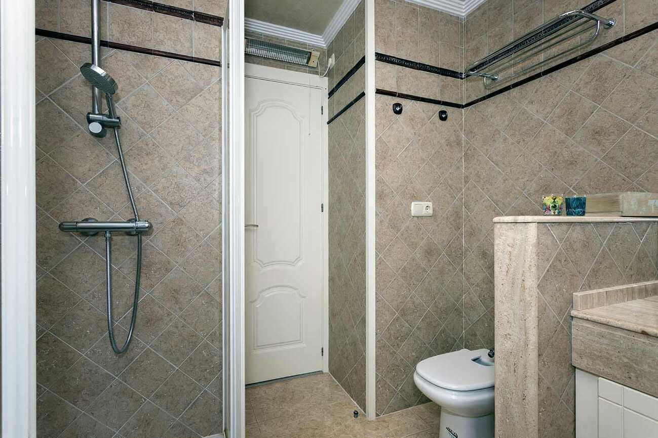 Terrace in villa for sale in Orihuela Costa