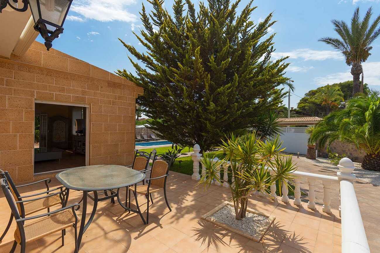 Pool area in villa for sale in Orihuela Costa