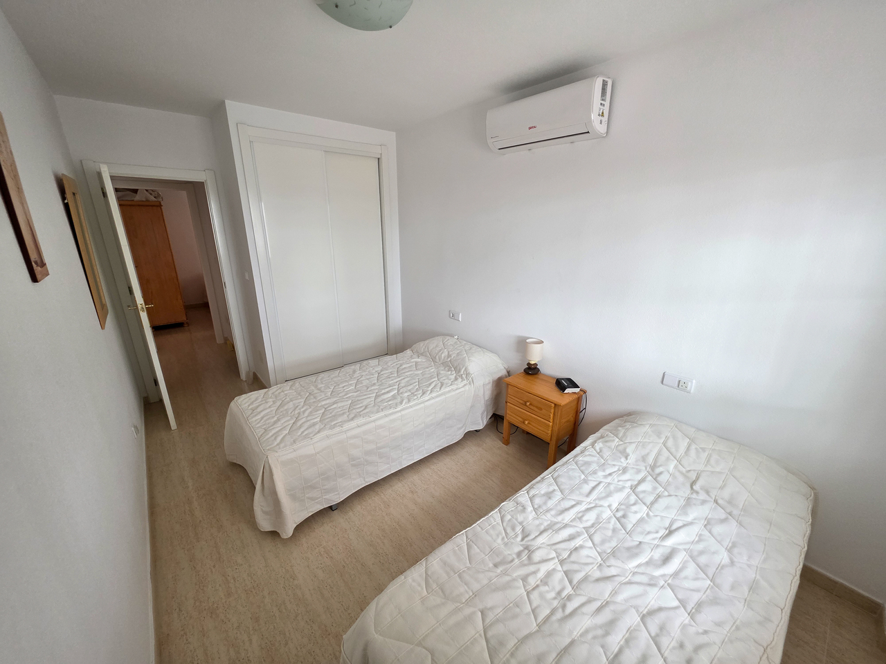 Master bedroom in apartment for sale in Villamartin