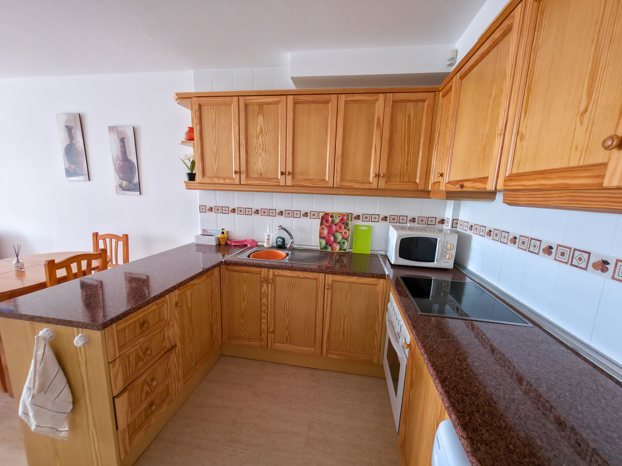Bedroom in apartment for sale in Villamartin