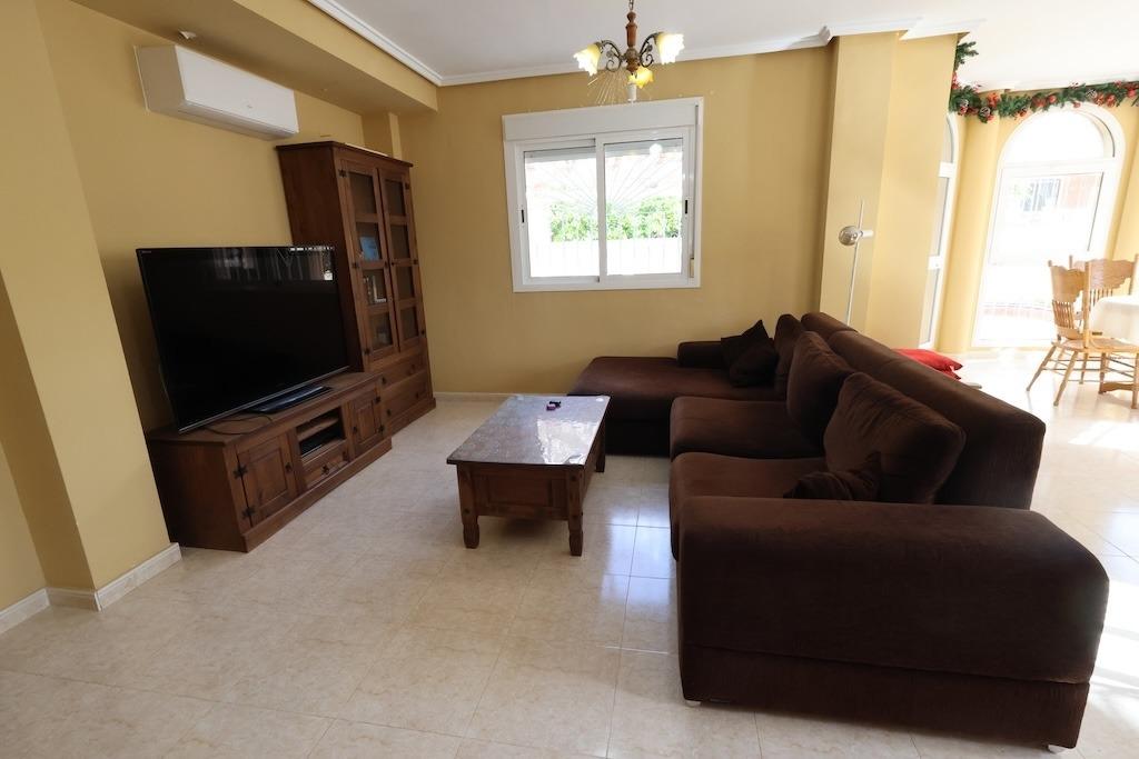 Exterior view in terraced for sale in Rojales