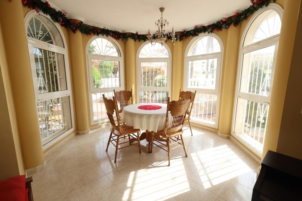 Dining area in terraced for sale in Rojales