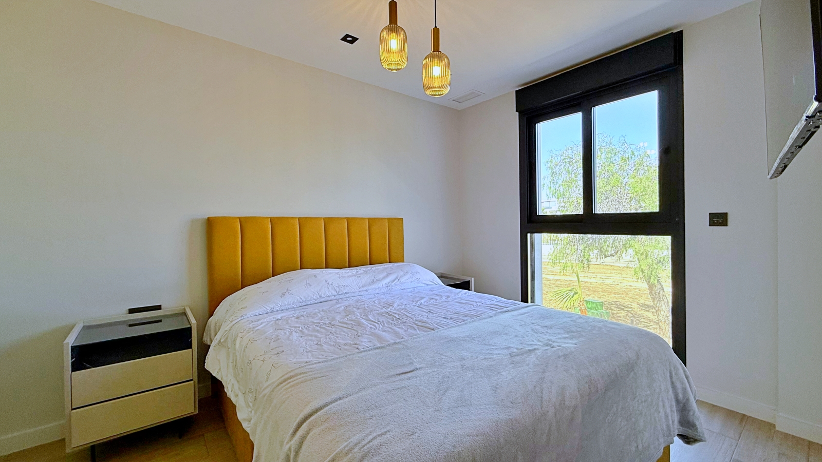 Garden in penthouse for sale in Orihuela Costa
