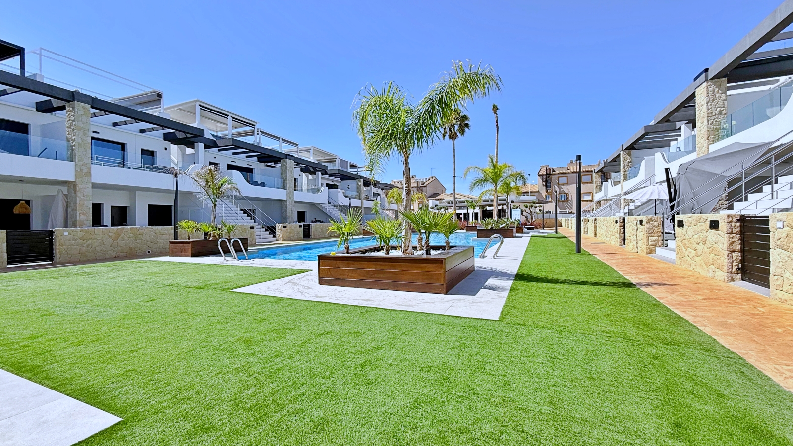 Dining area in penthouse for sale in Orihuela Costa