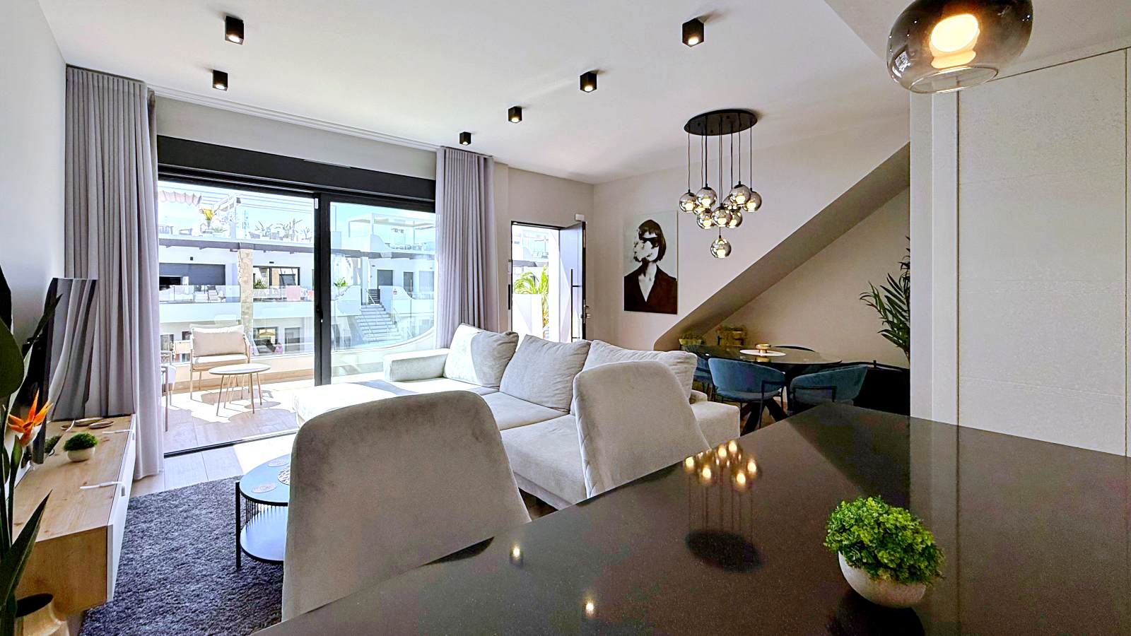 Garden in penthouse for sale in Orihuela Costa
