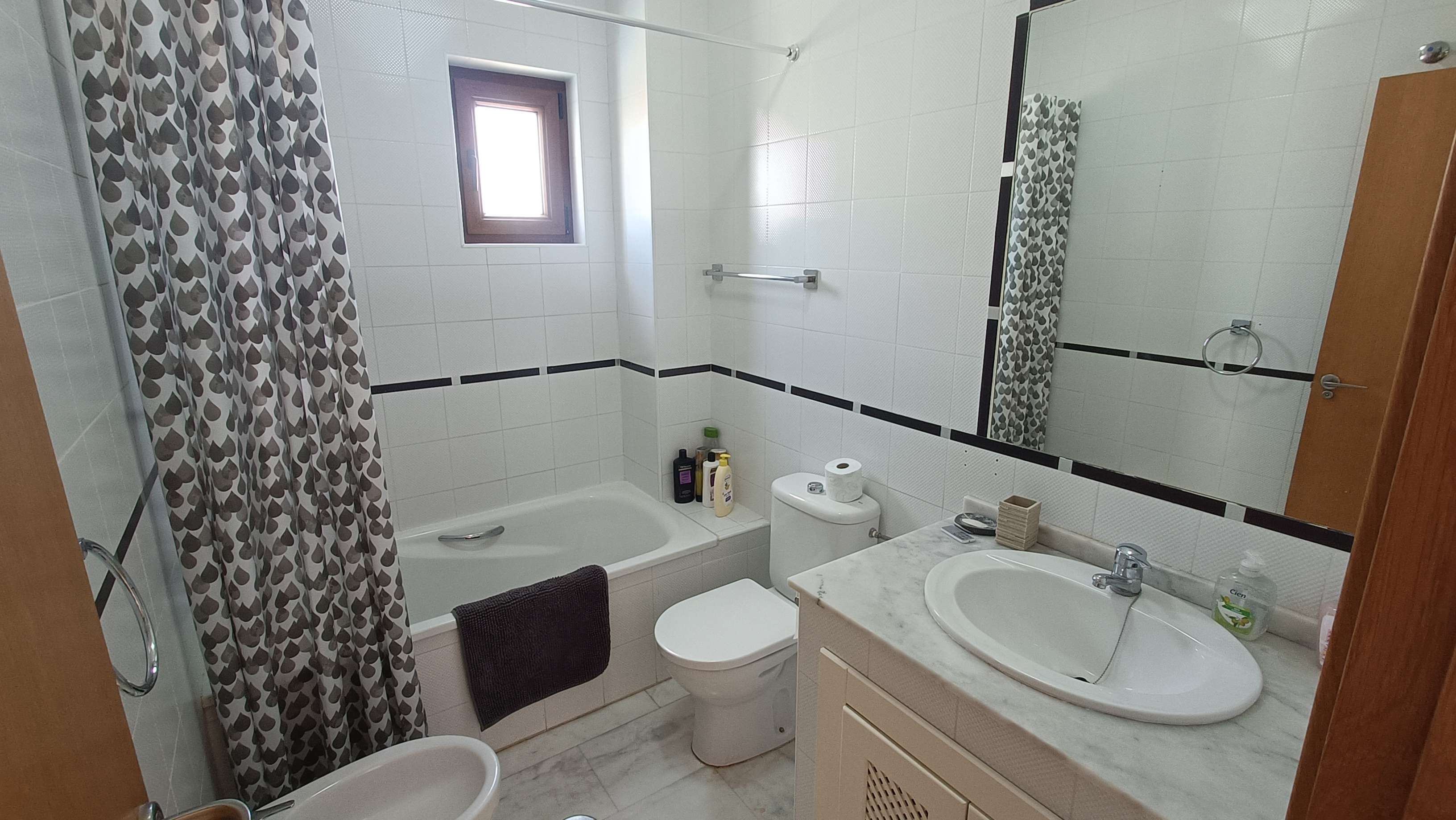 Bedroom in apartment for sale in Algorfa