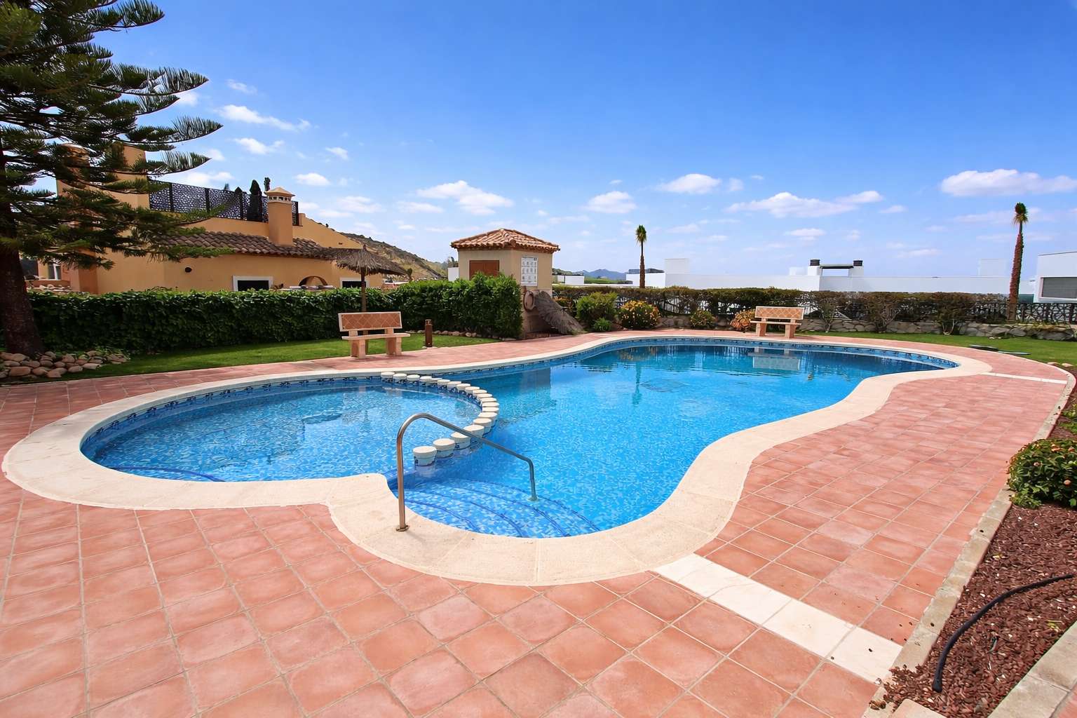 Dining area in apartment for sale in Algorfa
