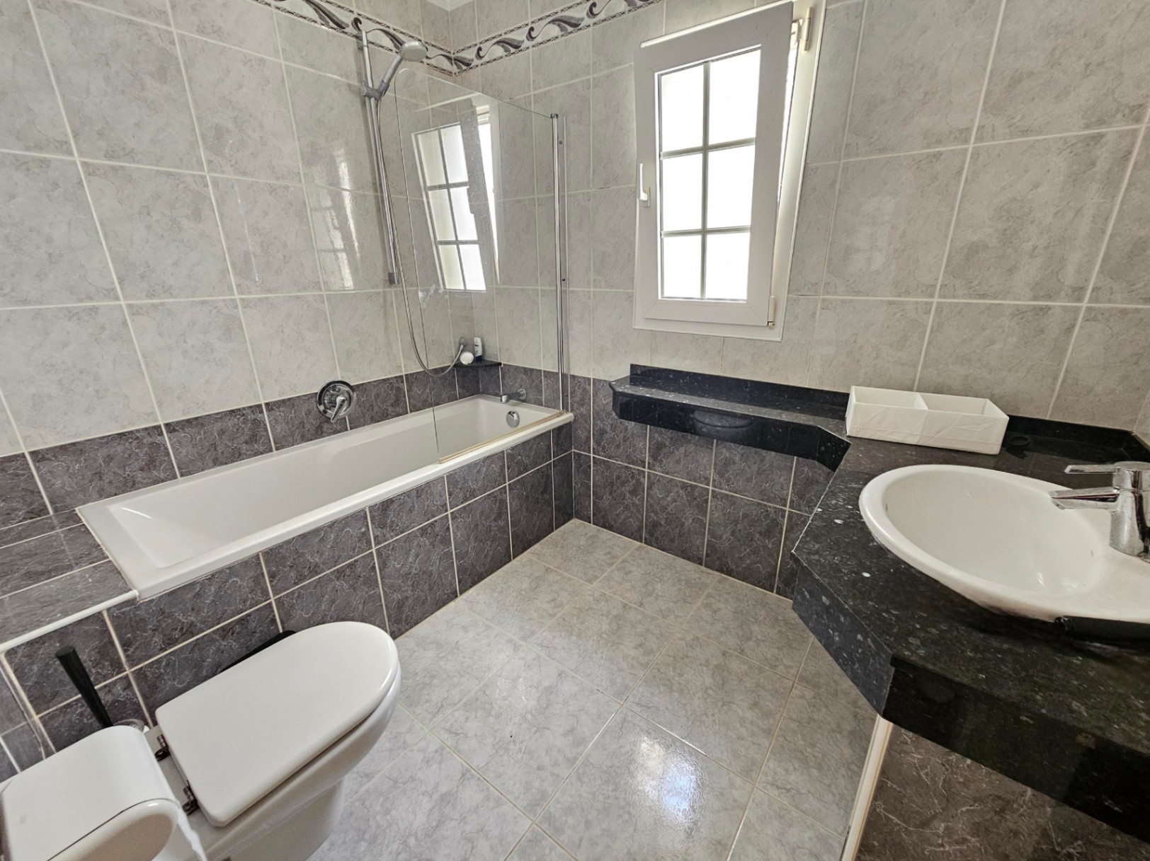 Master bedroom in villa for sale in javea