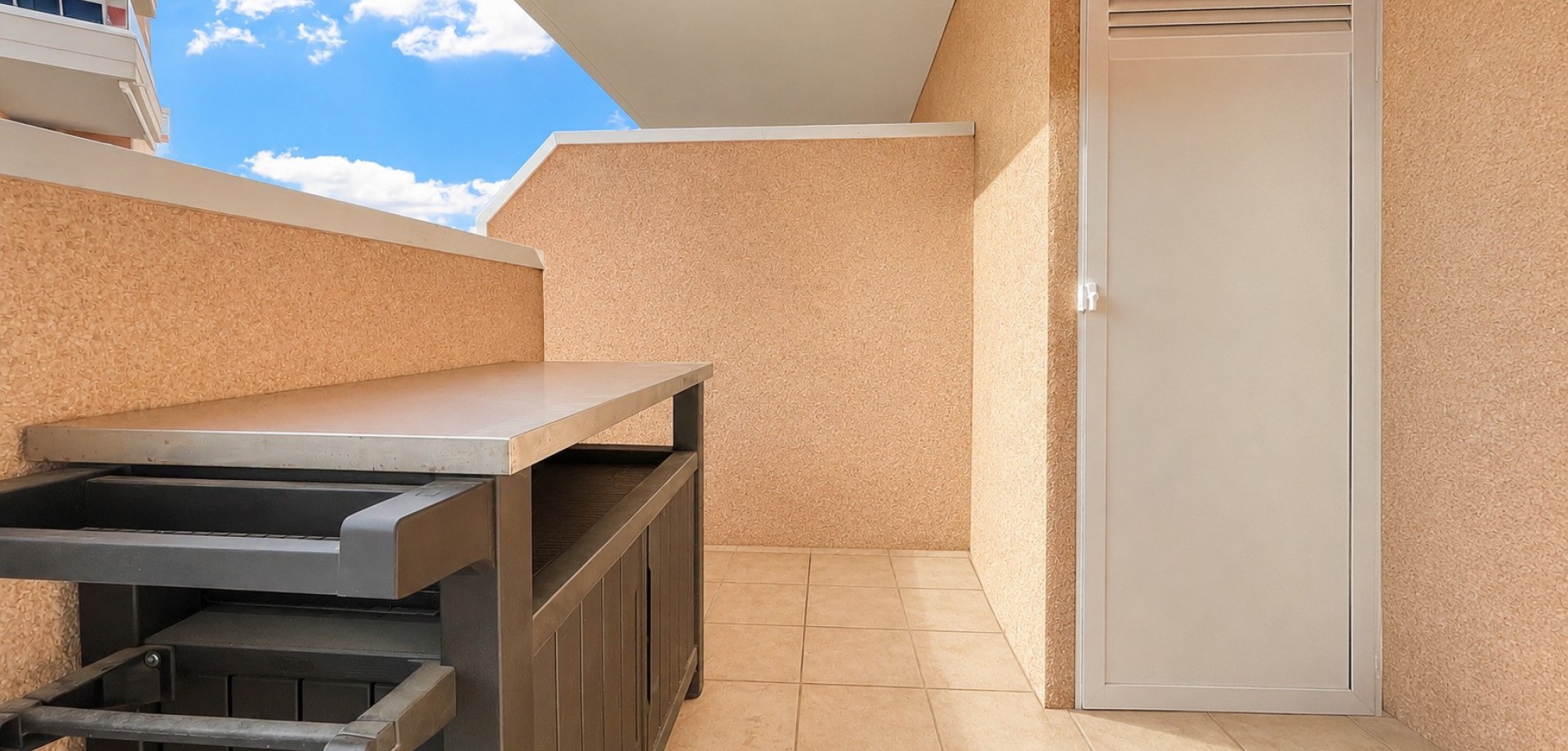 Terrace in apartment for sale in Guardamar del Segura